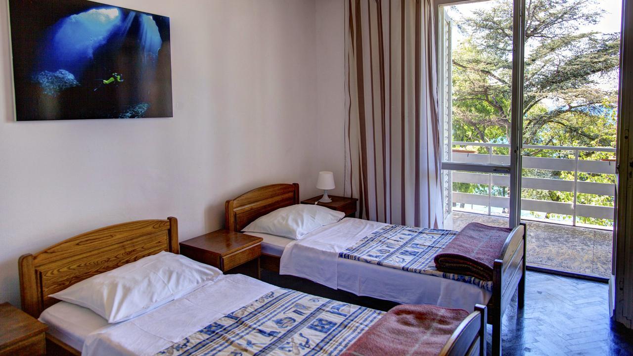 Dck Rooms กอสเตรนา ภายนอก รูปภาพ